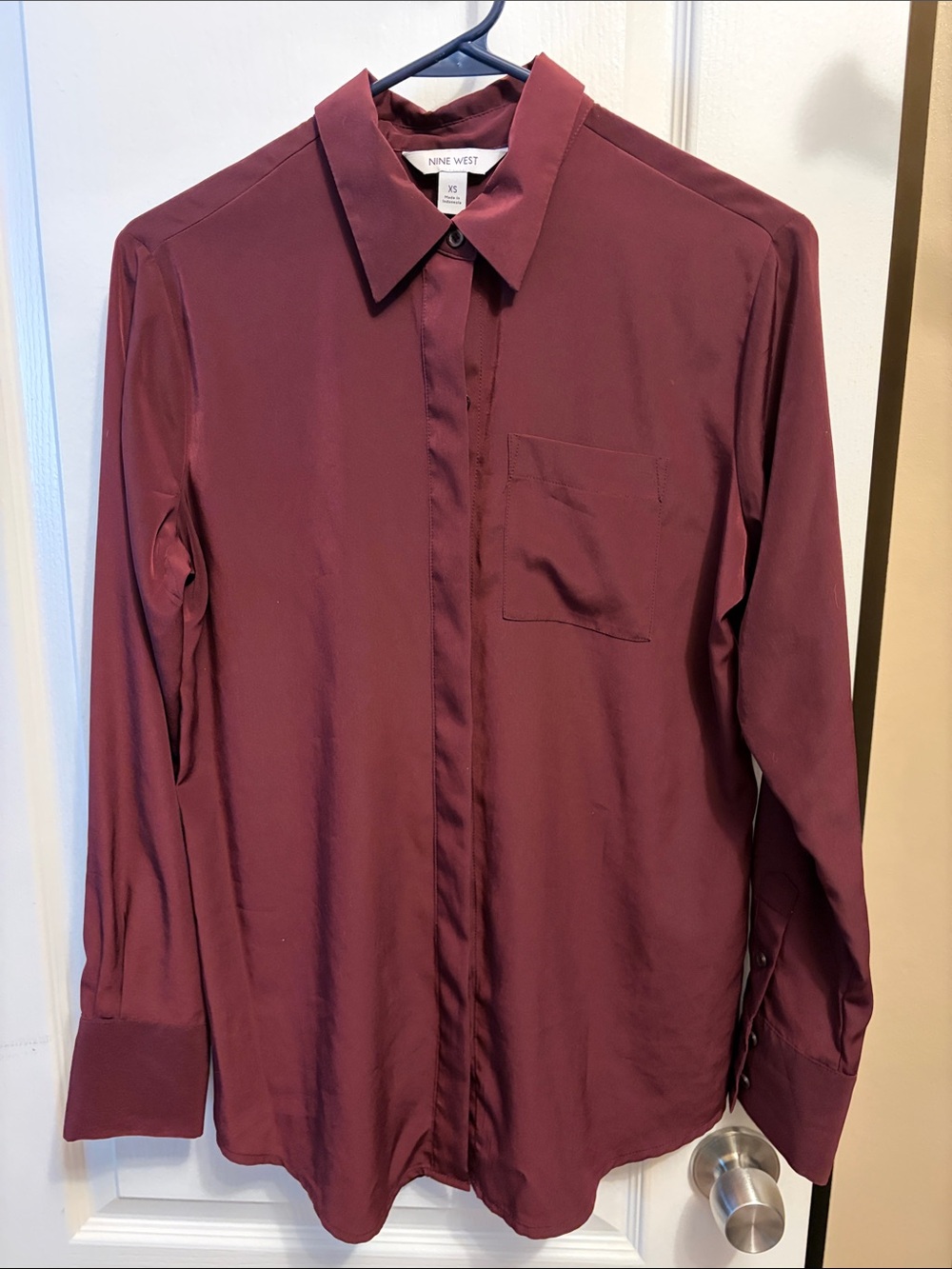 Nine West Women's Burgundy Button-Up Blouse